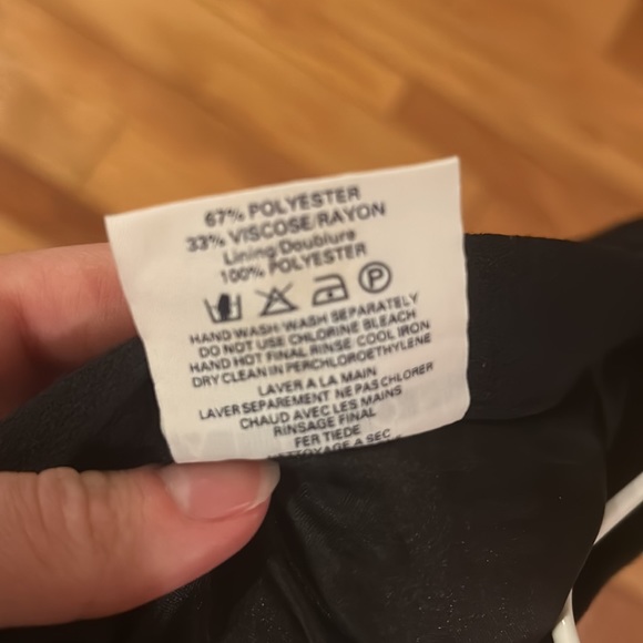 Long pleated Black Skirt - Picture 8 of 9